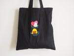 Heads in water tote