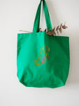 Big hand tote